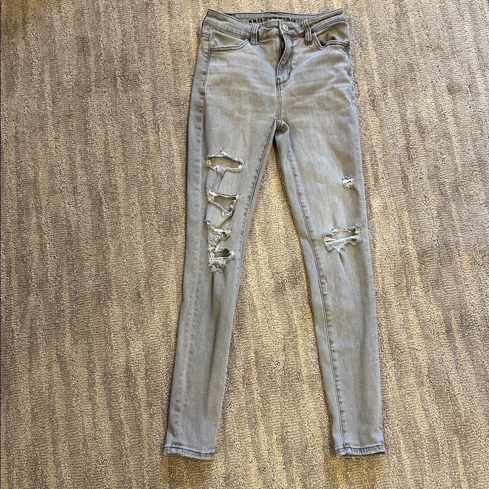 American Eagle Outfitters Gray Distressed Skinny Jeans